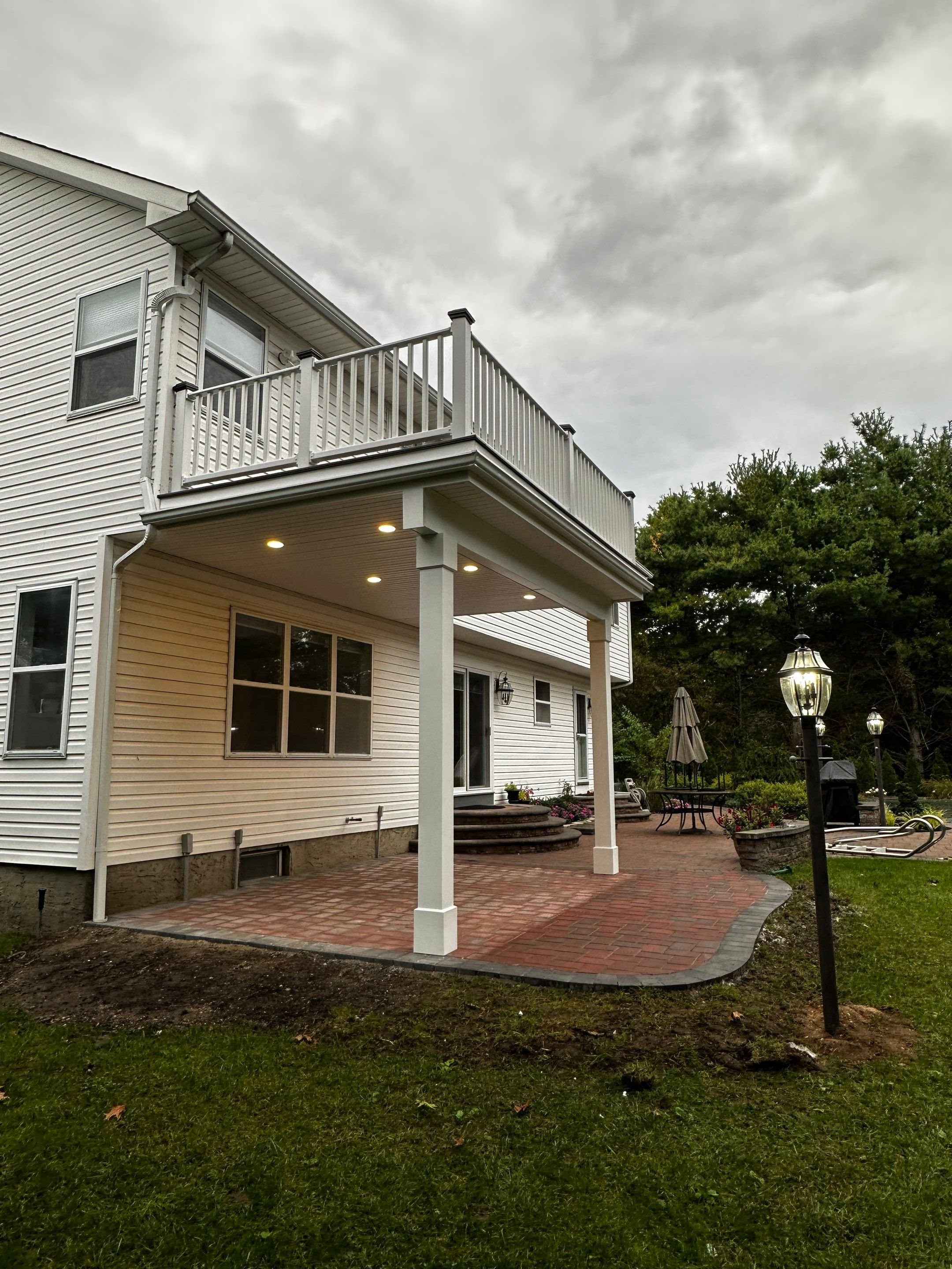 Top Quality Second Floor Deck, Commack NY